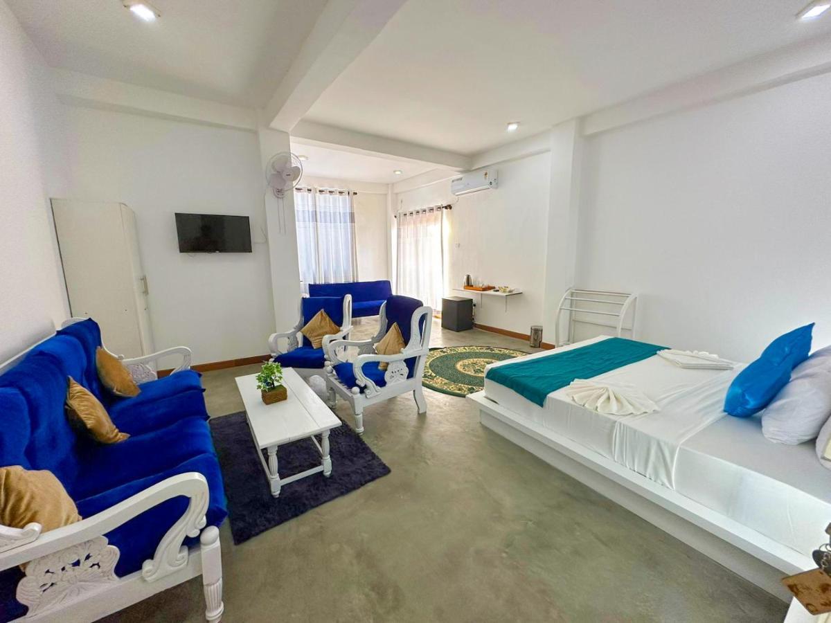 Sunset Sands Hikkaduwa Dış mekan fotoğraf