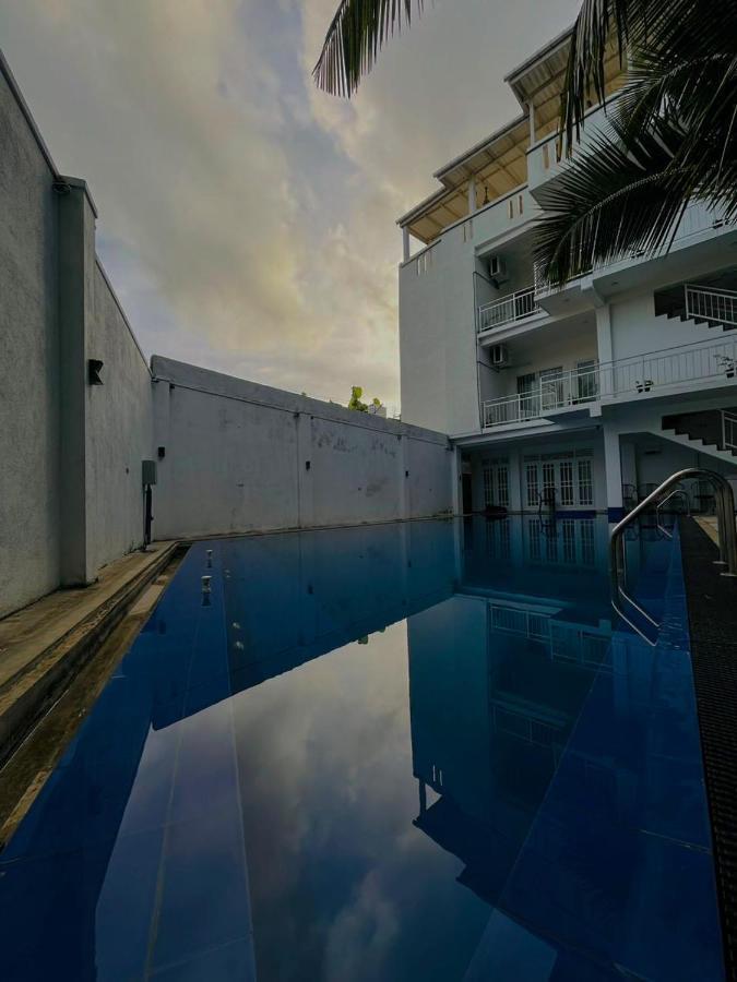 Sunset Sands Hikkaduwa Dış mekan fotoğraf